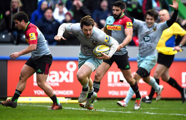 Ben Foden goes over to snatch the victory for Northampton