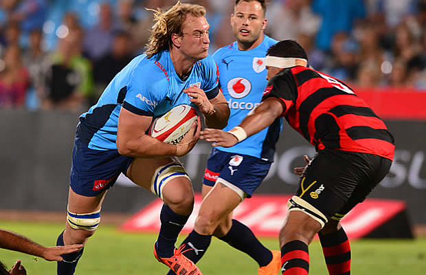 Jacques du Plessis on the charge for the Blue Bulls