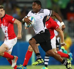 Vatemo Ravouvou on the charge for Fiji in the Sevens Gold Final