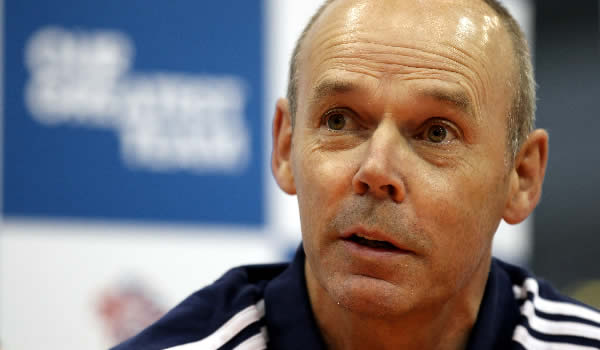 Clive Woodward says the RFU have made England a laughing stock