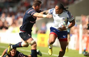 Alesana Tuilagi makes a break down the wing for Samoa