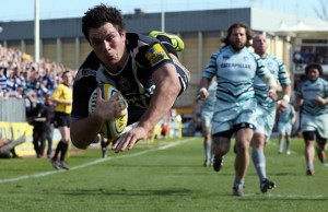 Francois Louw is staying in Bath until 2019