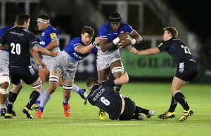 Maro Itoje is staying with Saracens until 2019