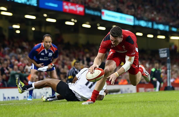 Alex Cuthbert has been named in the Wales starting line up