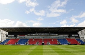 Sale Sharks host Gloucester Rugby at the AJ Bell Stadium